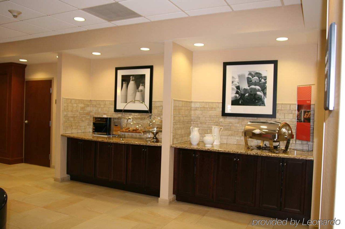 Hampton Inn Watertown Dalaman gambar