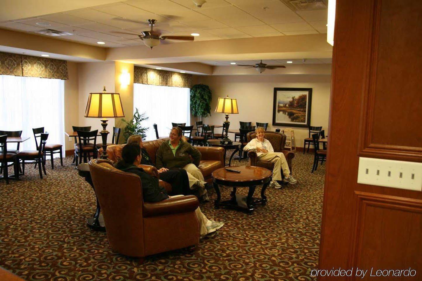 Hampton Inn Watertown Dalaman gambar
