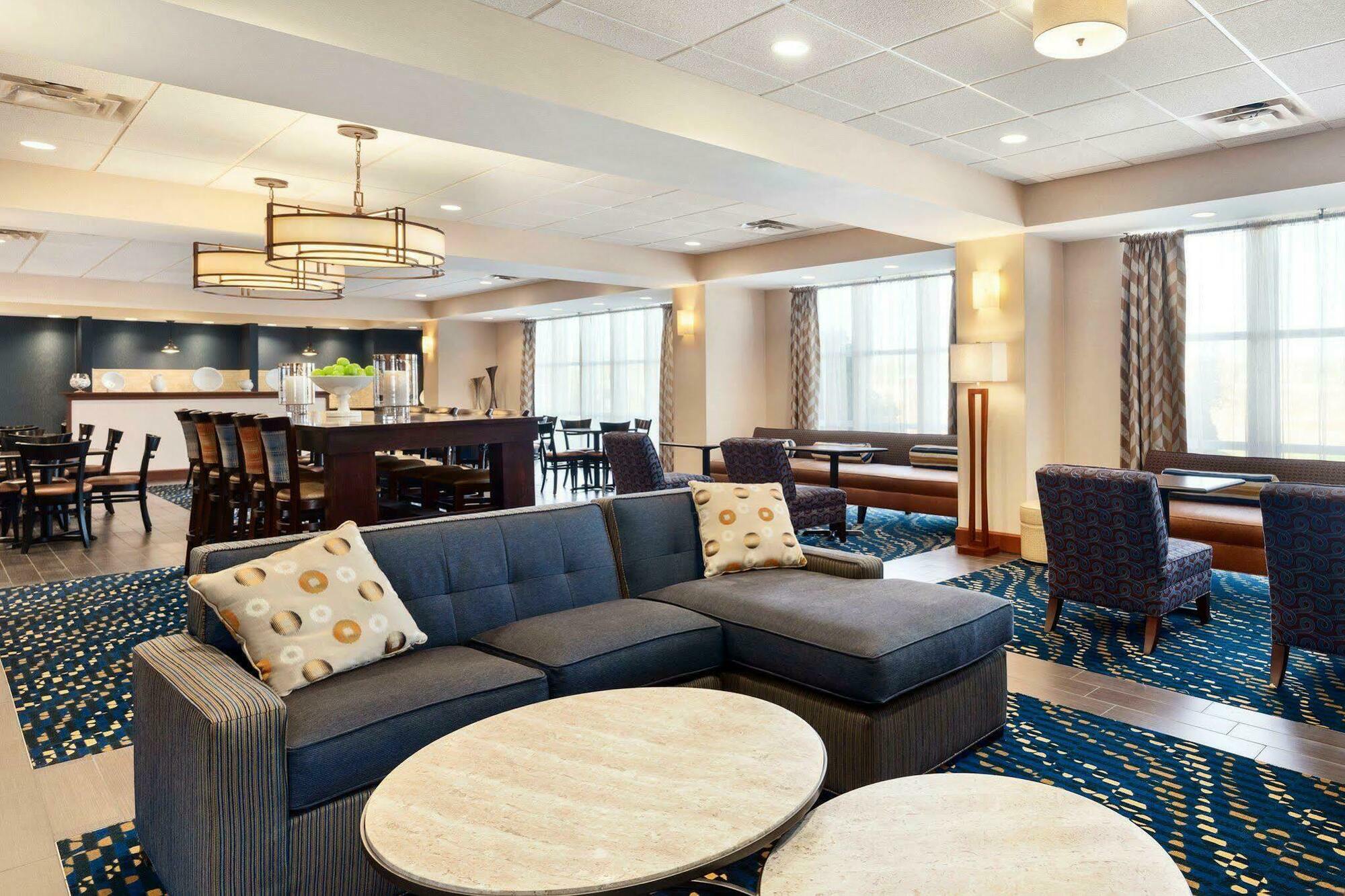 Hampton Inn Watertown Luaran gambar